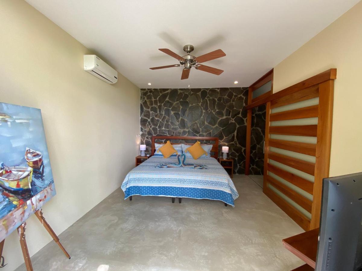 Casa Libertinn Manuel Antonio Esterno foto